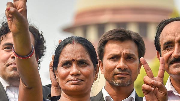நிர்பயா தாயார்