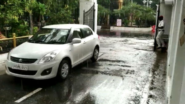 Puducherry and surrounding areas getting rain Puducherry and surrounding areas getting rain