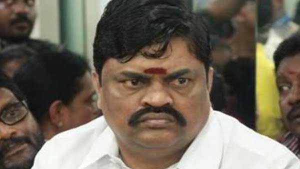மதவெறி தூண்டும்