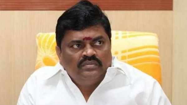 32 ஆண்டுகள்