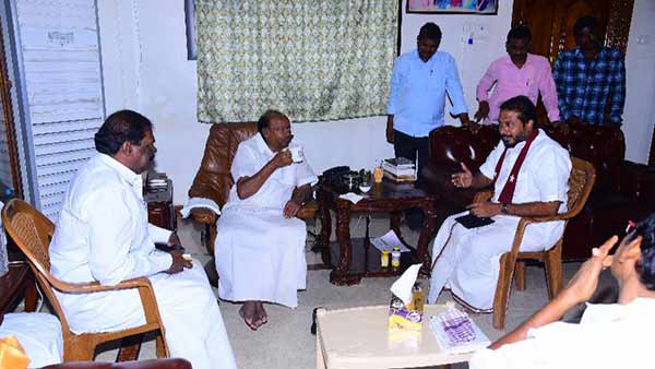ராமதாஸ்