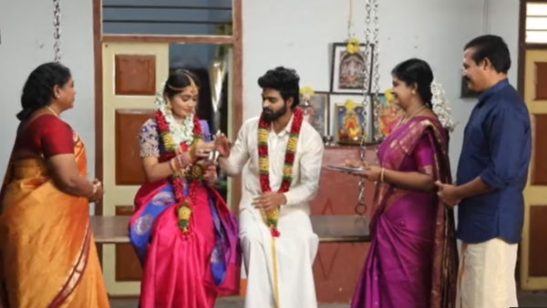 நிறை நாழி விளக்கு