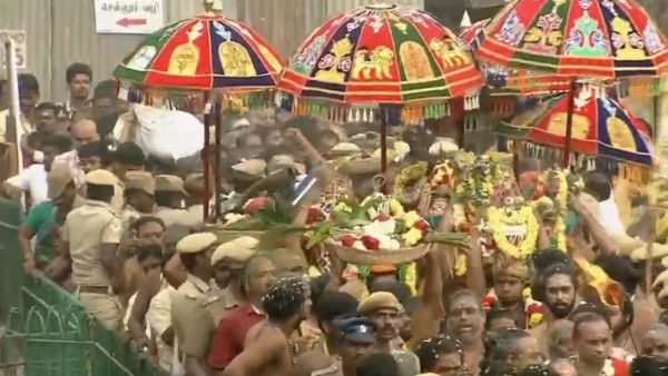Lakhs of people came for Thanjavur Big temple consecration Lakhs of people came for Thanjavur Big temple consecration