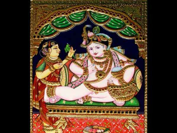 Thanjavur Thalaiaati bommai,Thattu and Veenai Thanjavur Thalaiaati bommai,Thattu and Veenai