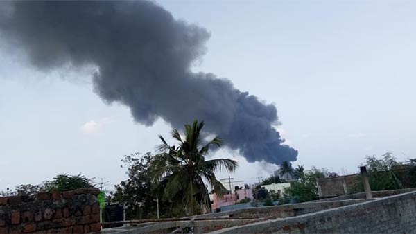 The Madhavaram fire affected area is being under control by the police The Madhavaram fire affected area is being under control by the police