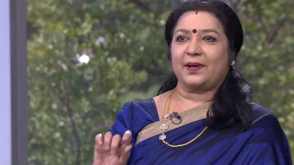 அம்மாவுக்கு போன் செய்து