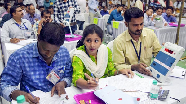 Daily Hunt brings Delhi election results live Daily Hunt brings Delhi election results live