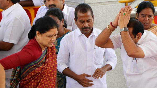 சசியுடன் சந்திப்பு