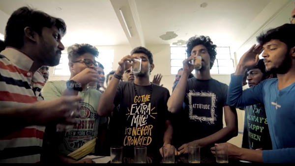 ஒரு 2 பை 9 டீ