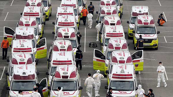Coronavirus cases: Italy reports 812 deaths in one day Coronavirus cases: Italy reports 812 deaths in one day