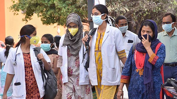 12 பேருக்கு பாதிப்பு