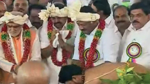 Edappadi Palanisamy laid foundation stone for Namakkal Medical college Edappadi Palanisamy laid foundation stone for Namakkal Medical college
