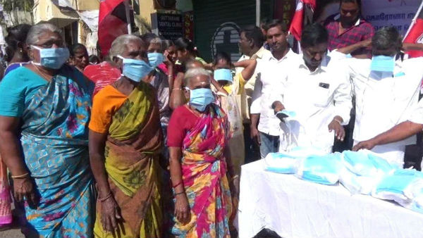 Admk party members face mask distribution to the public Admk party members face mask distribution to the public