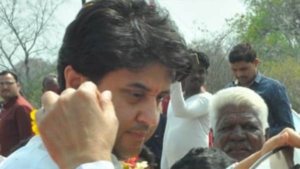 சோனியா யார்?