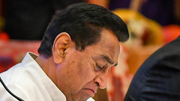 20 காங். எம்.எல்.ஏக்கள் ராஜினாமா