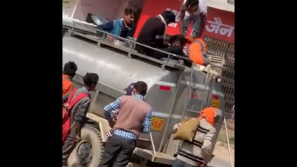 வாகன ஓட்டுநர்