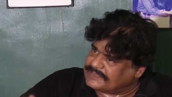 கோழி வியாபாரிகள்