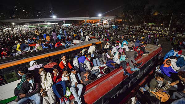 சொந்த மாநிலம் திரும்பும் மக்கள்