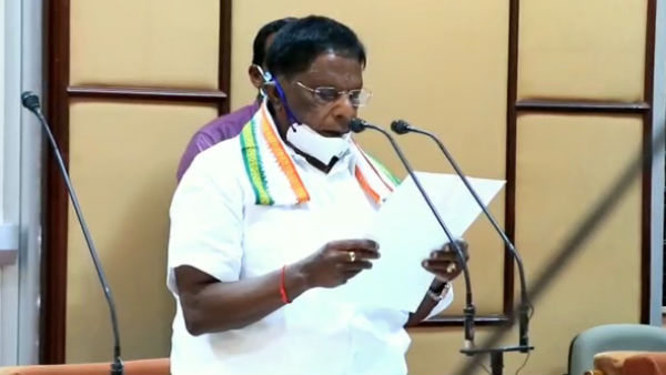 அதிமுகவினர் வெளிநடப்பு
