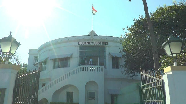 Puducherry old light house renovation works start Puducherry old light house renovation works start