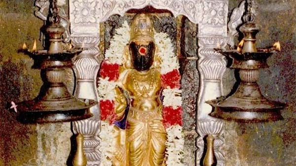 People who have cold and coughs are prohibited from visiting Thirunallar Saneeswarar Temple People who have cold and coughs are prohibited from visiting Thirunallar Saneeswarar Temple