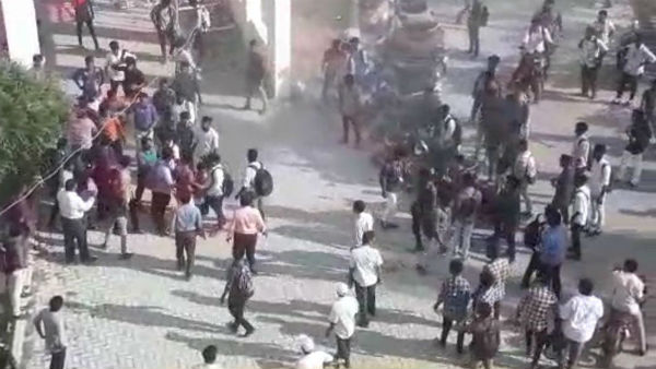 Private college students fight in Puducherry Private college students fight in Puducherry