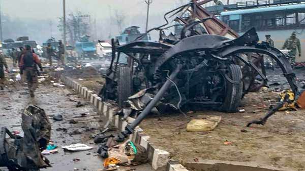 NIA arrests father-daughter duo in Pulwama attack NIA arrests father-daughter duo in Pulwama attack