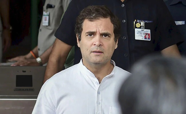 Netizens slams Rahul Gandhi on silence over Scindia issue Netizens slams Rahul Gandhi on silence over Scindia issue