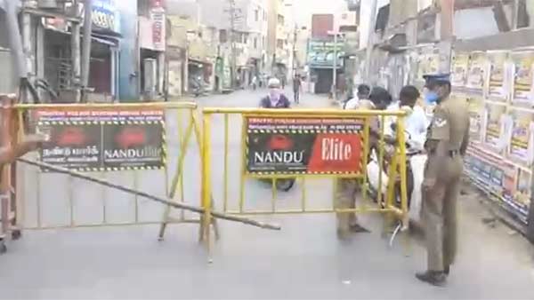 9 Streets locked due to coronavirus scare in Erode 9 Streets locked due to coronavirus scare in Erode