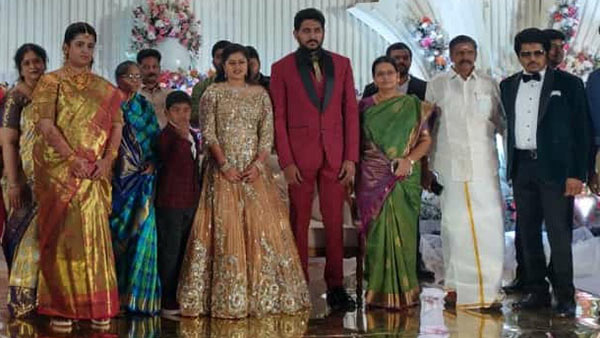 Sasikala sent a greeting card from bangalore parapana aghragara jail Sasikala sent a greeting card from bangalore parapana aghragara jail