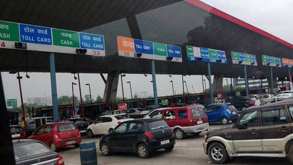 Tamilnadu government to consider toll free journey on today: High Court Tamilnadu government to consider toll free journey on today: High Court