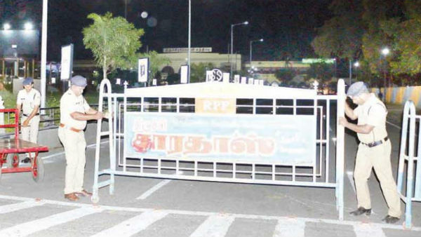 Trichy Junction Railway Station under the control of Police Trichy Junction Railway Station under the control of Police