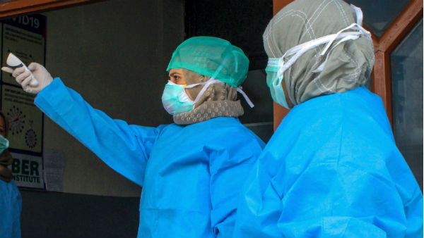 Positive for pregnant wife of corona infected AIIMS doctor Positive for pregnant wife of corona infected AIIMS doctor