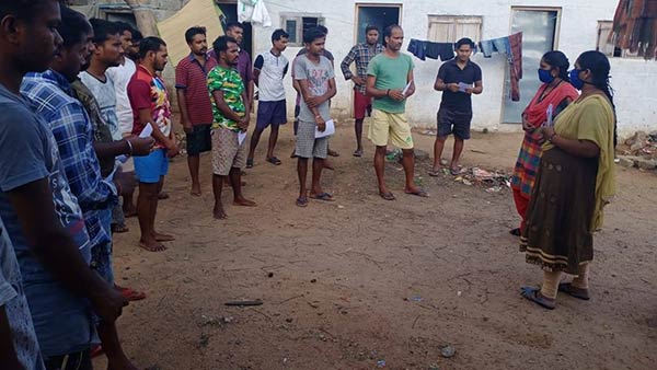Coronavirus: NGOs distribute Rice to migrant workers in Trichy, Dindigul Coronavirus: NGOs distribute Rice to migrant workers in Trichy, Dindigul