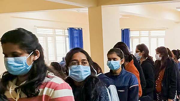 கொரோனா நோயாளிகள் சிகிச்சை