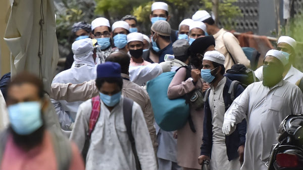 960 Tablighi foreigners blacklisted, visas cancelled 960 Tablighi foreigners blacklisted, visas cancelled