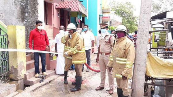Disinfectants spray throughout Thiruparankundram by DMK MLA Disinfectants spray throughout Thiruparankundram by DMK MLA
