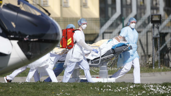France reports lowest death toll in four days France reports lowest death toll in four days