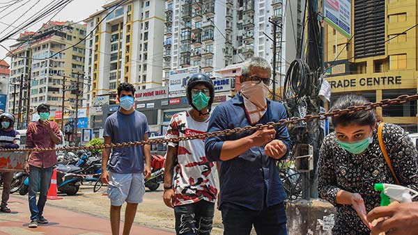 லாக்டவுனை நீர்த்து போக செய்ய வேண்டாம்.. கேரளாவின் ஊரடங்கு தளர்வுக்கு மத்திய அரசு கடும் எதிர்ப்பு 