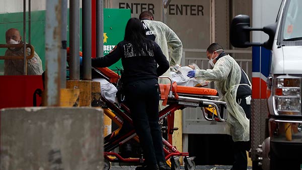 U.S. coronavirus deaths increase by 2479; Total death cases to reach 30,000 U.S. coronavirus deaths increase by 2479; Total death cases to reach 30,000