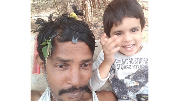 முடியலங்காரத்தில் குதித்த வேலு பிரகாஷ் மகள்