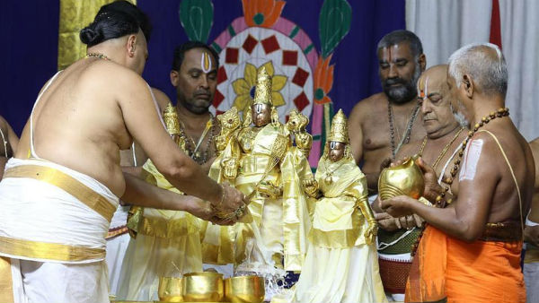 Tirumalai golden chariot cancelled due to CoronaVirus lockdown Tirumalai golden chariot cancelled due to CoronaVirus lockdown