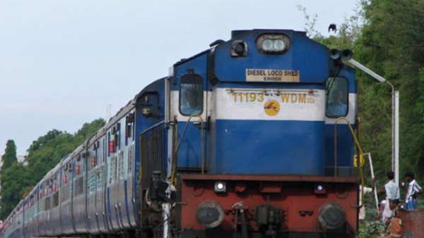 Ministry of Railways has drafted a plan to operate 400 special trains per day Ministry of Railways has drafted a plan to operate 400 special trains per day