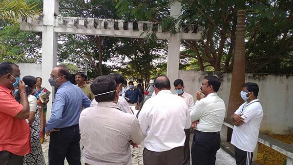 TN Govt officials inspect Vijayakants Andal Alagar Engineering College for Coronavirus hospital TN Govt officials inspect Vijayakants Andal Alagar Engineering College for Coronavirus hospital
