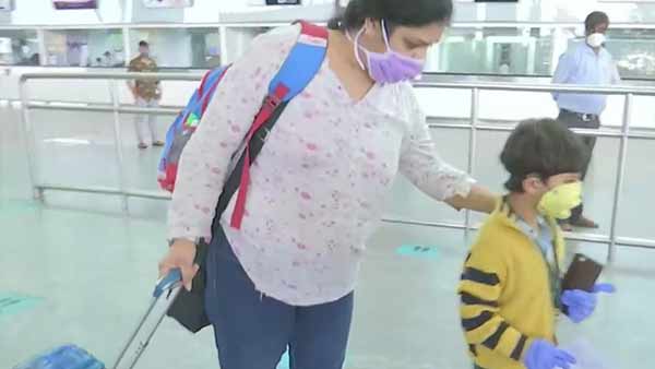 நெகிழ்ச்சியான சந்திப்பு