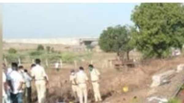 வந்தது சரக்கு ரயில்
