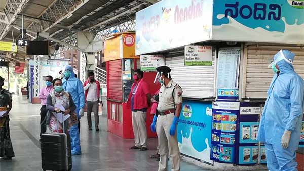 19 Bengaluru Passengers Return After Refusing Quarantine 19 Bengaluru Passengers Return After Refusing Quarantine