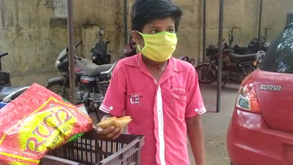 வேலைக்கு செல்கிறேன்