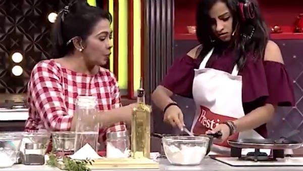 வனிதா விஜயகுமார் உமா ரியாஸ்
