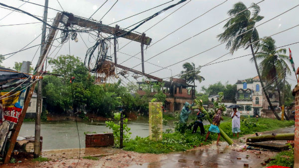 Cyclone Amphan Killed 12 in West Bengal Cyclone Amphan Killed 12 in West Bengal